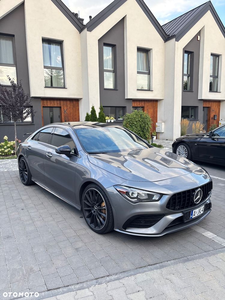 Mercedes-Benz CLA - 12