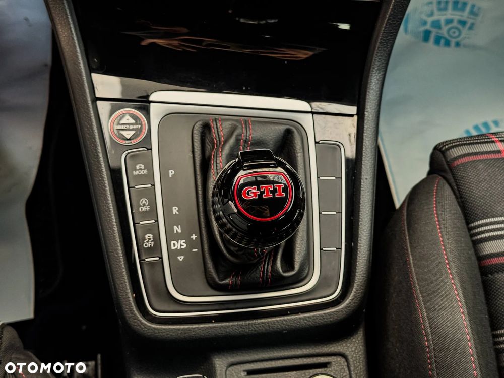 Volkswagen Golf 2.0 TSI GTI DSG - 18