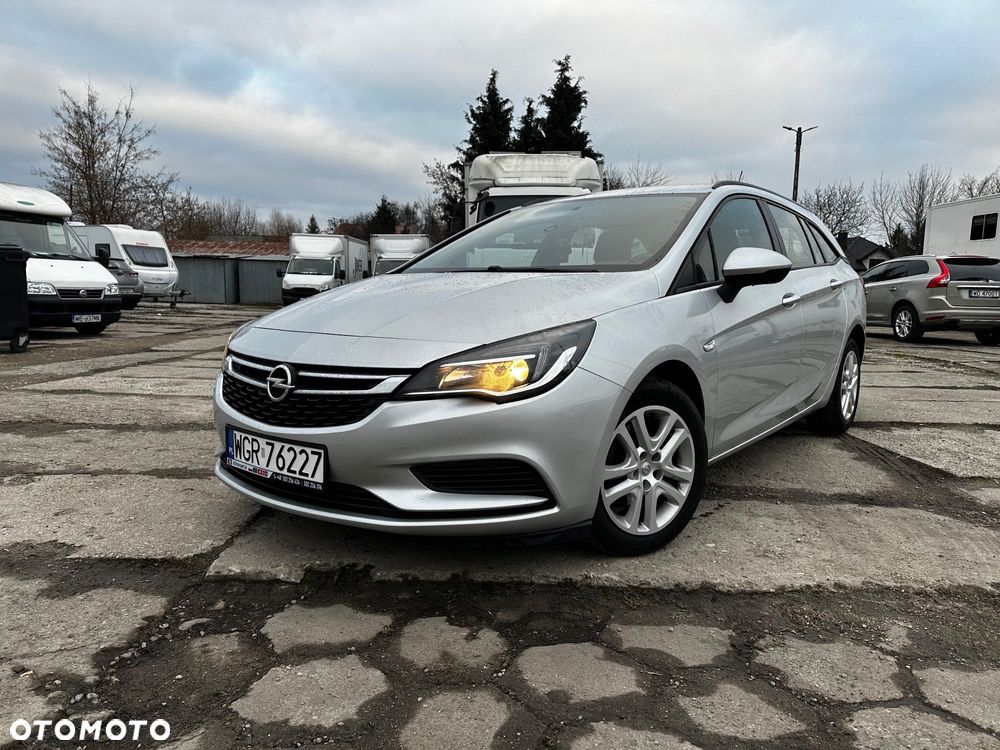 Opel Astra 1.6 CDTI Dynamic S&S - 1