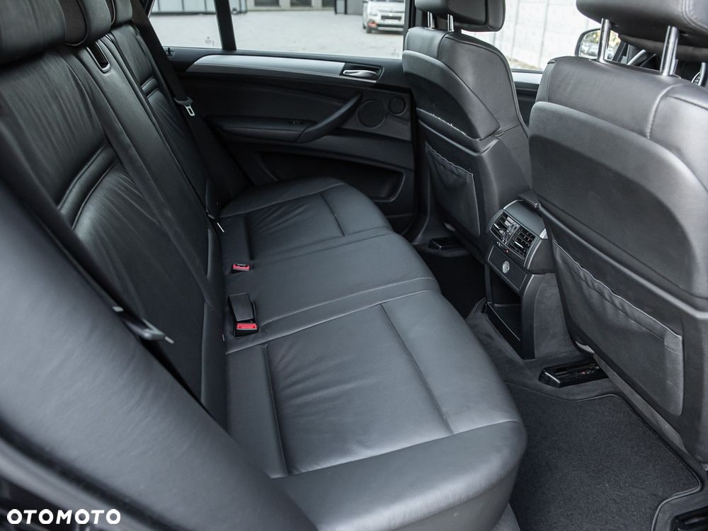 BMW X5 xDrive35d - 31