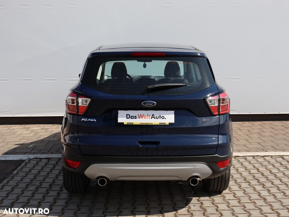Ford Kuga - 9