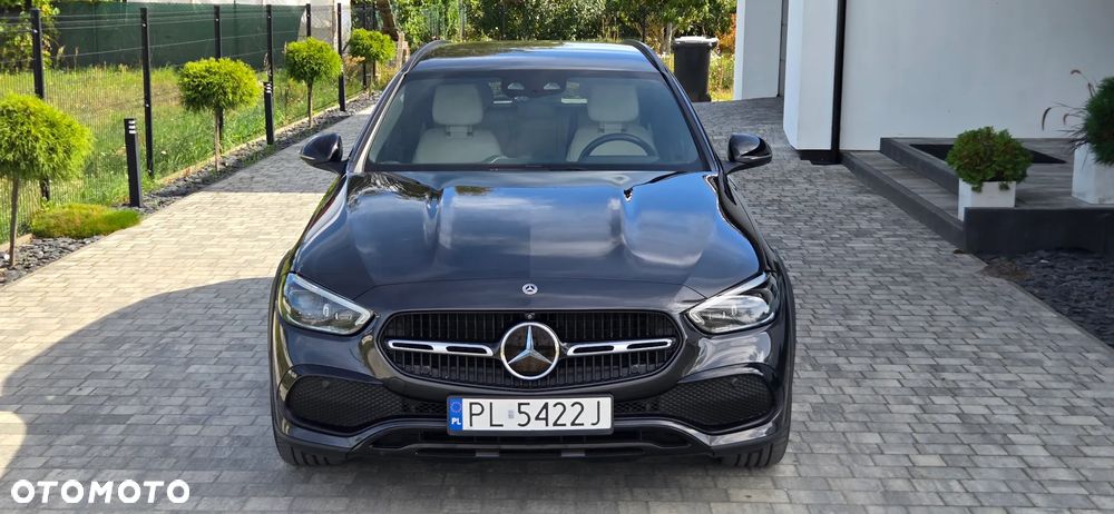 Mercedes-Benz C-Class 2023 photo 3