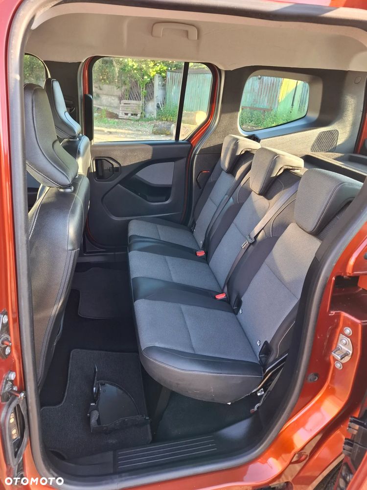 Renault Kangoo TCe 130 INTENS - 17