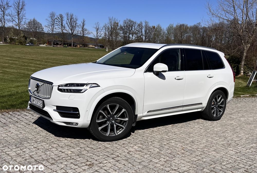 Volvo XC 90 - 1