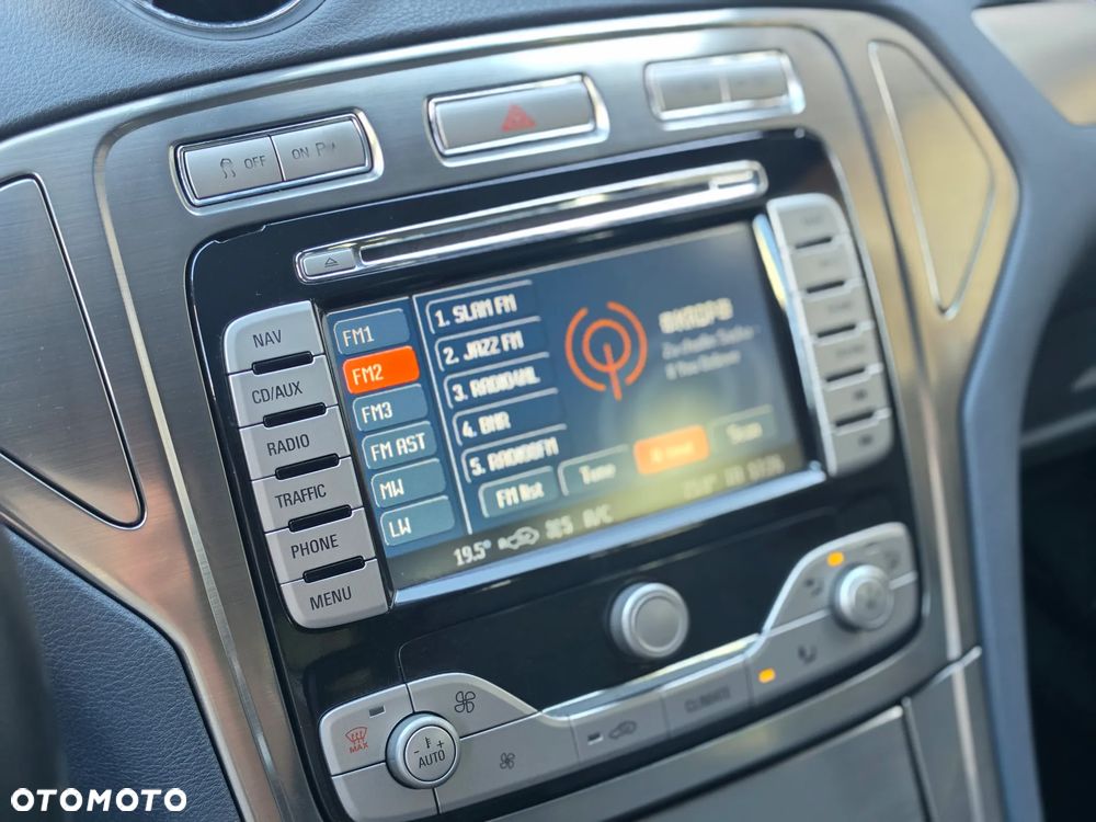 Ford Mondeo - 25
