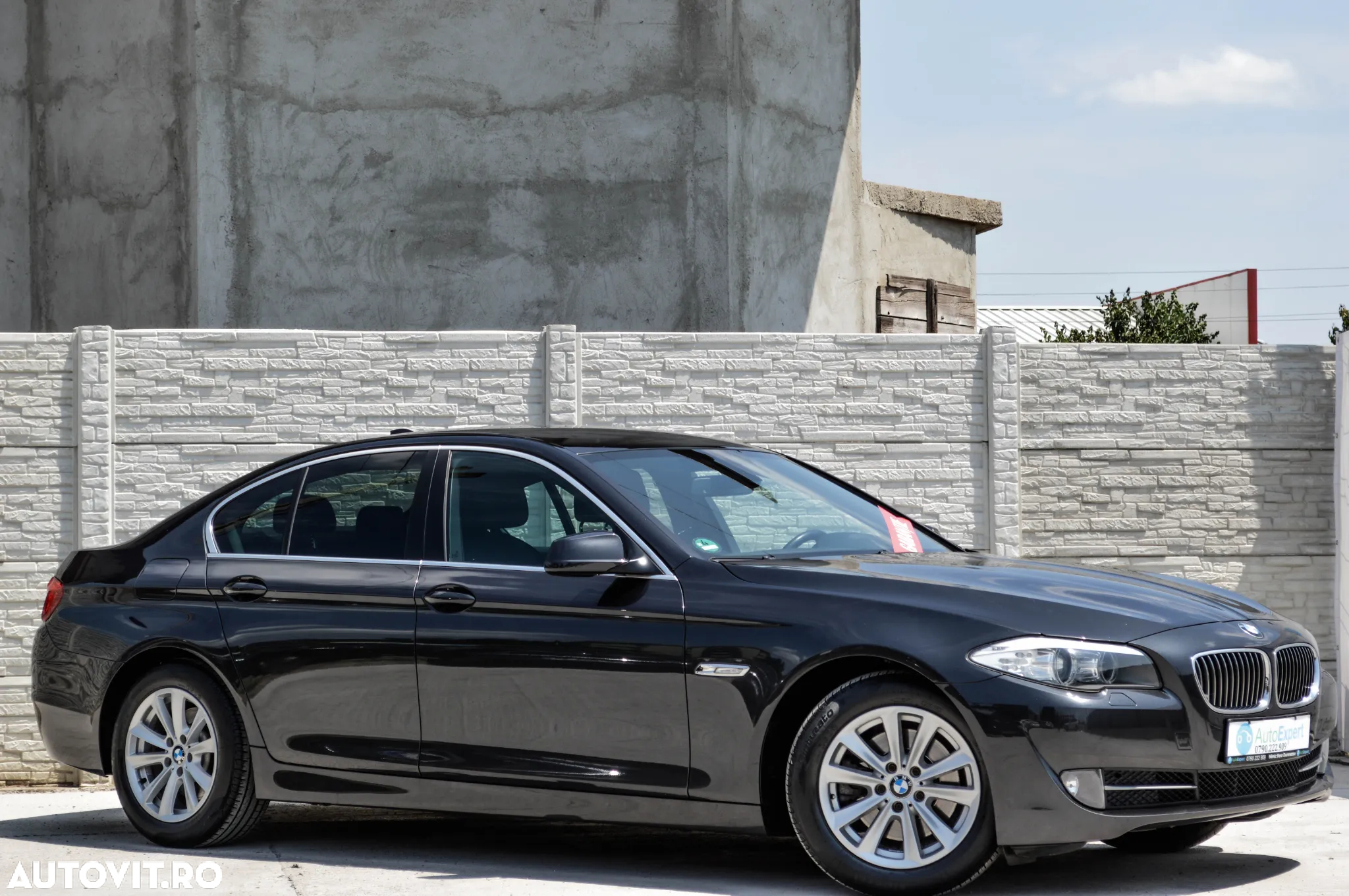 BMW Seria 5 520d Aut. - 9