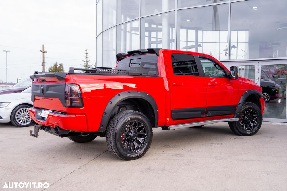 Dodge RAM - 12