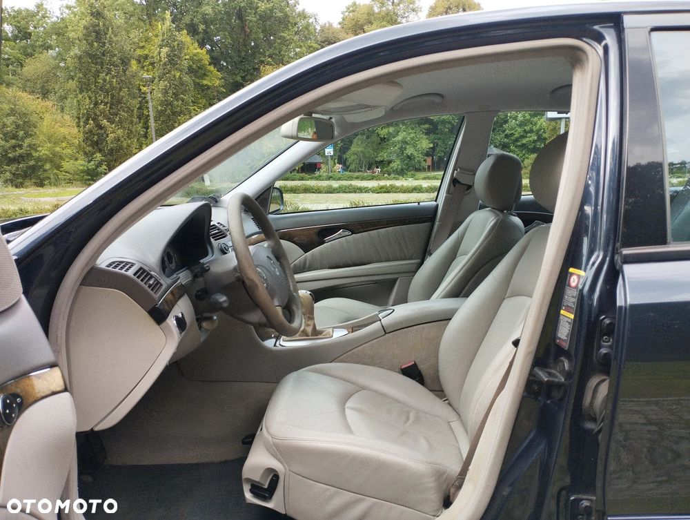 Mercedes-Benz Klasa E 200 Kompressor Avantgarde Sport Edition - 20