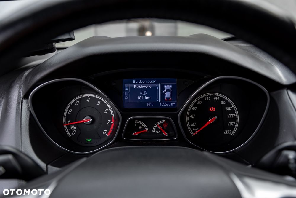 Ford Focus 2.0 EcoBoost ST - 30
