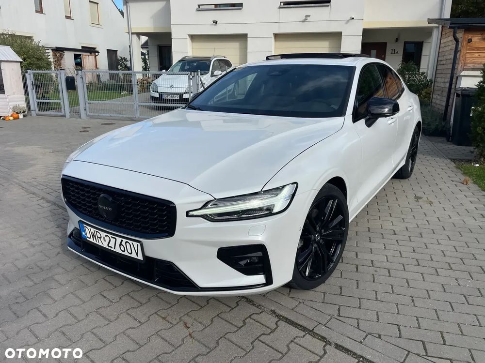 Volvo S60 B5 B R-Design - 3