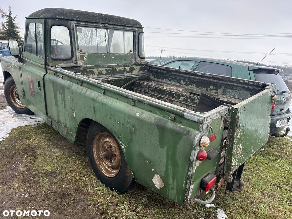 Land Rover Defender - 4