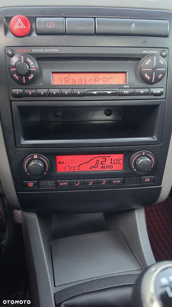 Seat Ibiza 1.4 16V Signo - 8