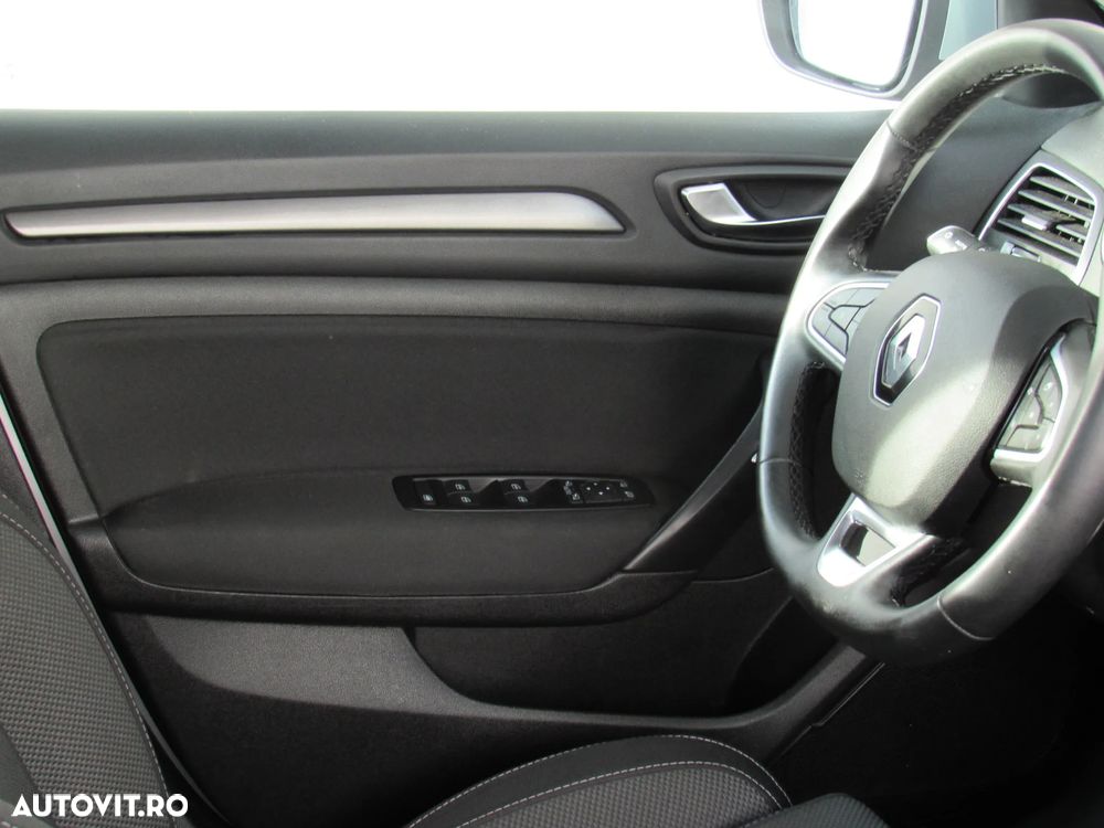 Renault Megane TCe 140 GPF BUSINESS EDITION - 24