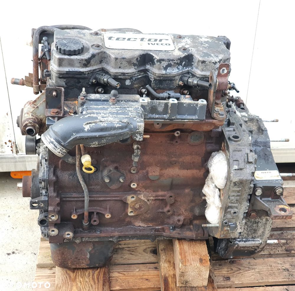 SILNIK IVECO EUROCARGO 3.9 TECTOR  F4AE0481A - 2