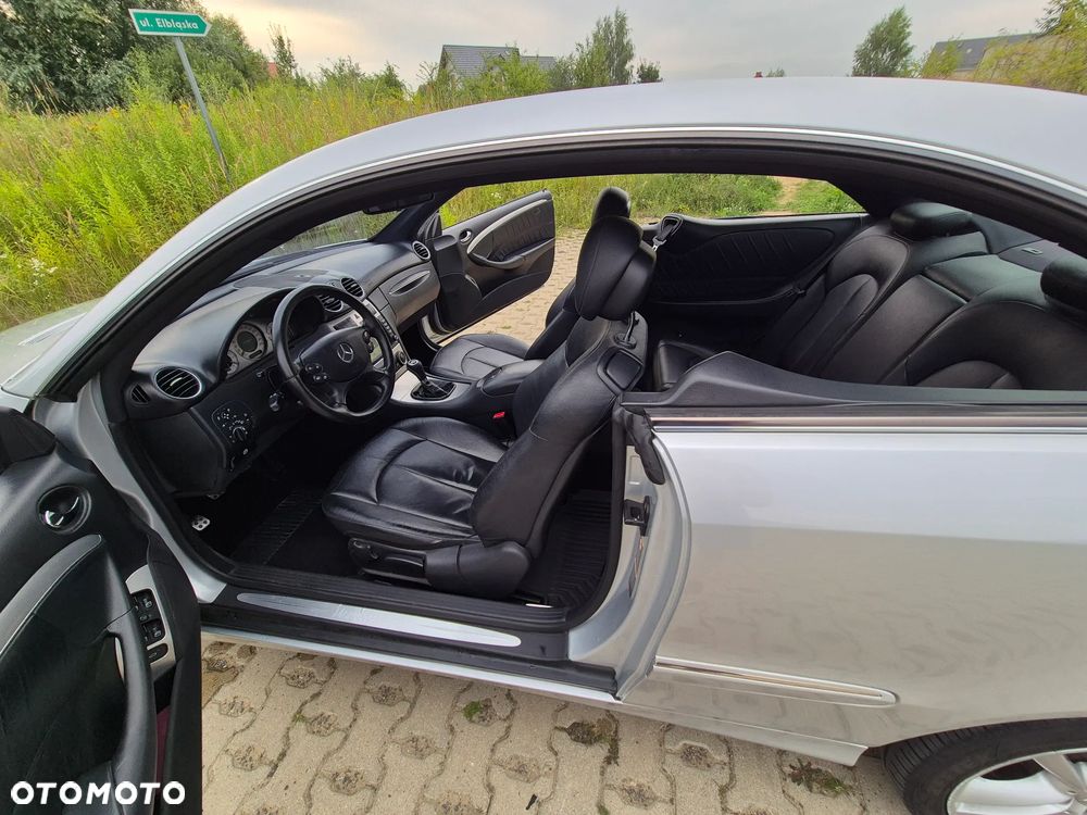 Mercedes-Benz CLK 220 CDI Avantgarde - 13
