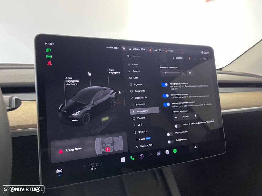 Tesla Model Y Long Range Dual Motor AWD - 24