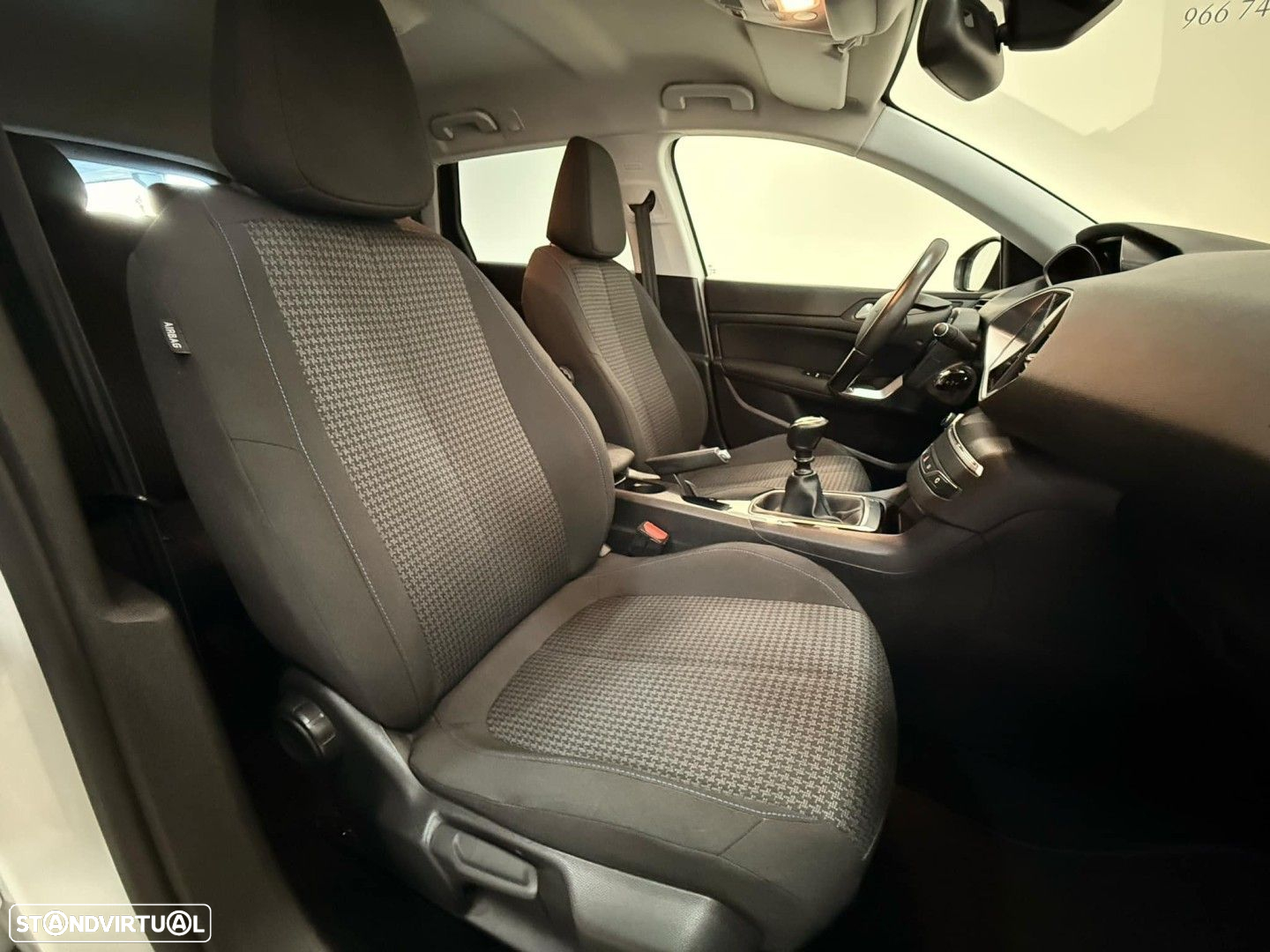 Peugeot 308 SW 1.5 BlueHDi Style - 13