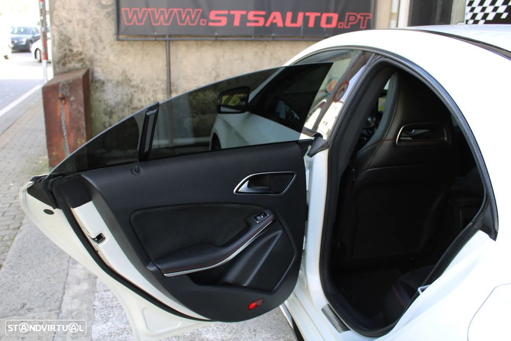 Mercedes-Benz CLA 200 (CDI) d AMG Line - 25