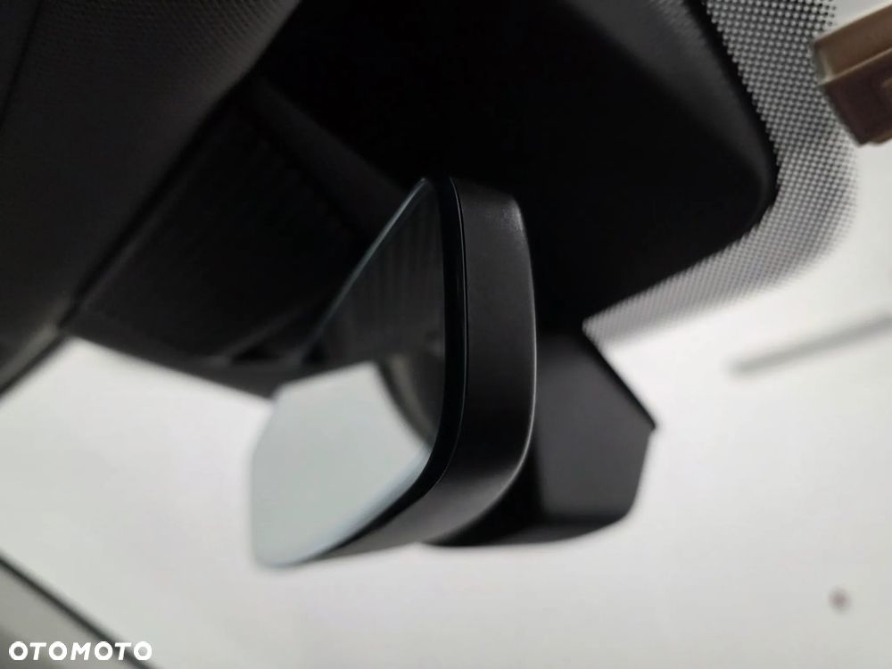 Volkswagen Tiguan 2.0 TDI SCR DSG - 29