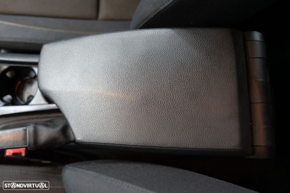 BMW 116 d DPF Edition Sport - 24