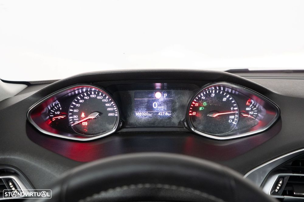 Peugeot 308 SW 1.5 BlueHDi Style EAT8 - 26