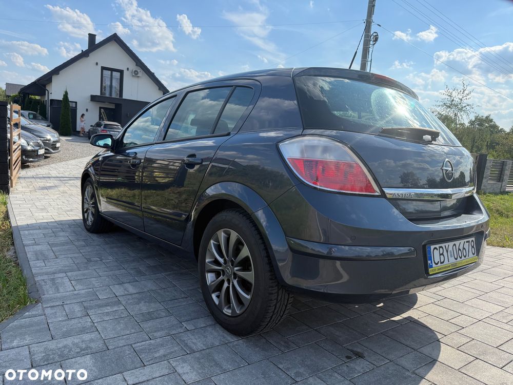 Opel Astra 1.8 Automatik Cosmo - 27