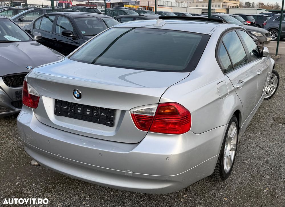 BMW Seria 3 - 26
