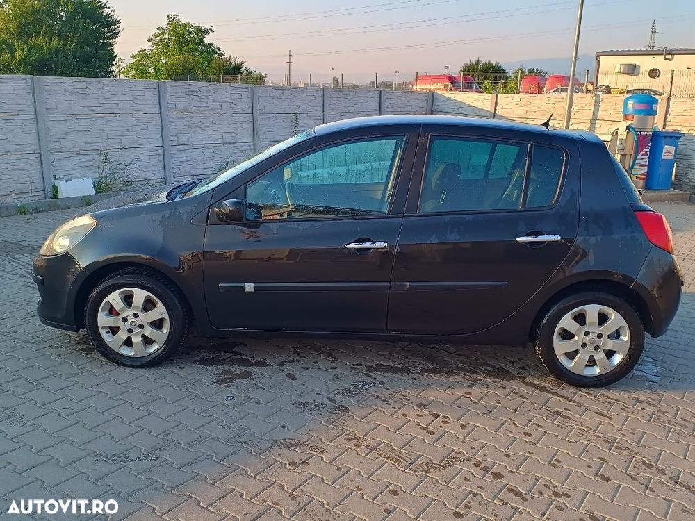 Renault Clio - 3
