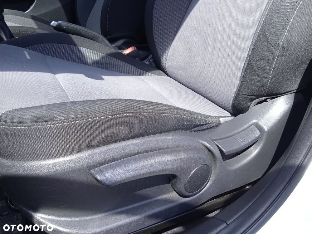 Hyundai i20 1.2 Classic Plus - 26