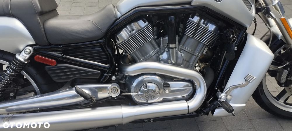 Harley-Davidson V-Rod Muscle - 23