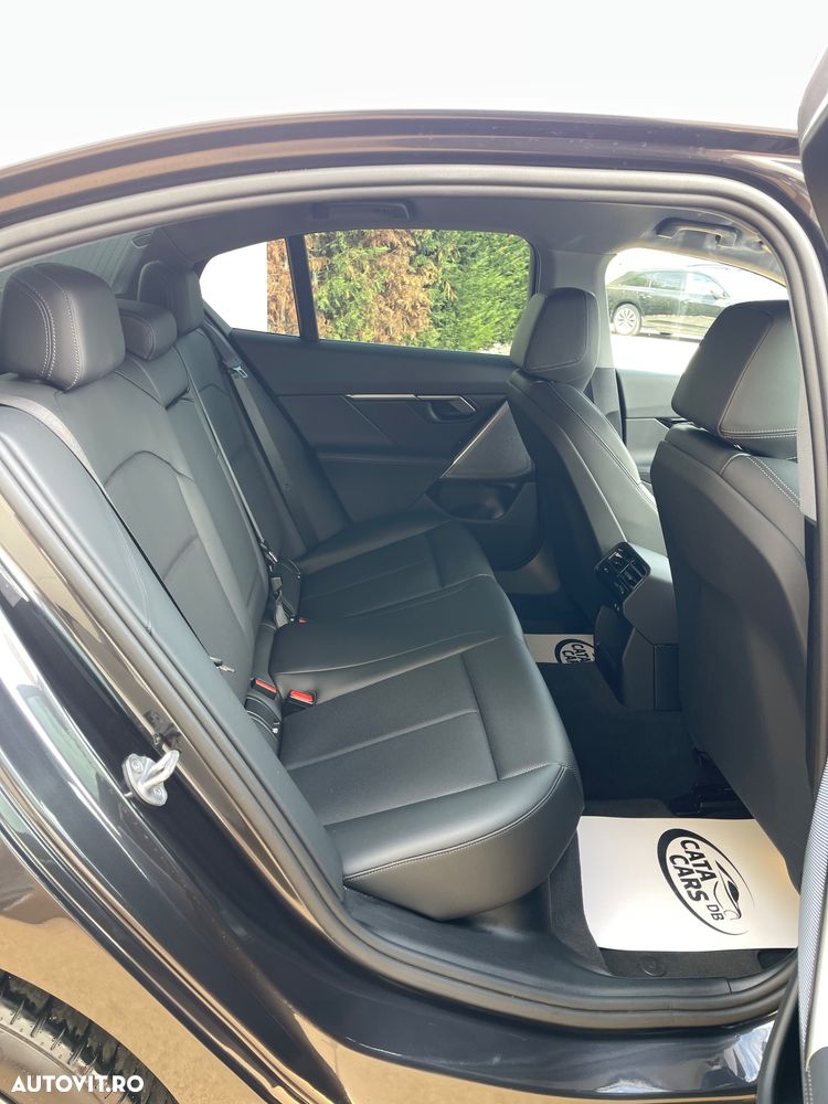 BMW Seria 5 530e Aut. - 22