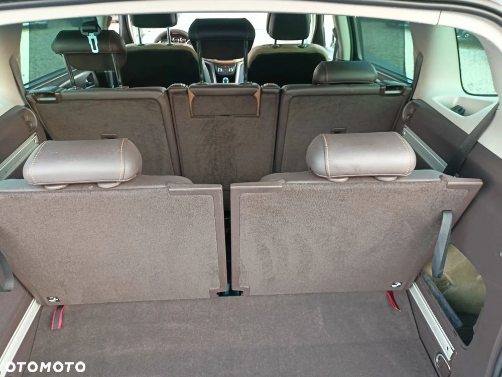 Opel Zafira - 34