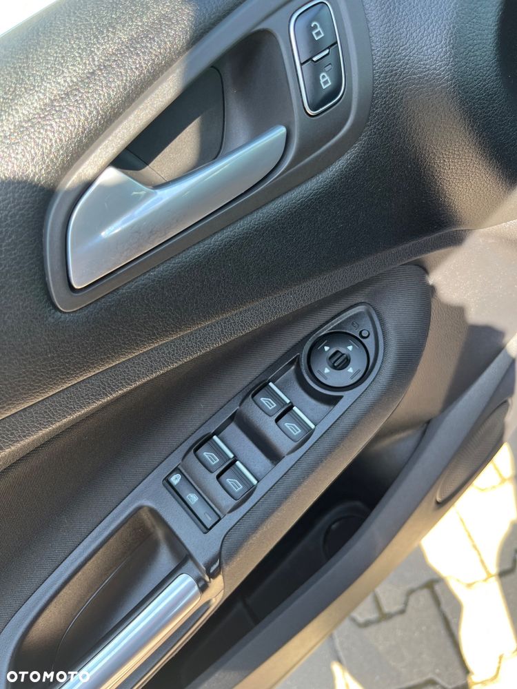 Ford C-MAX 1.5 TDCi Start-Stop-System Titanium - 13