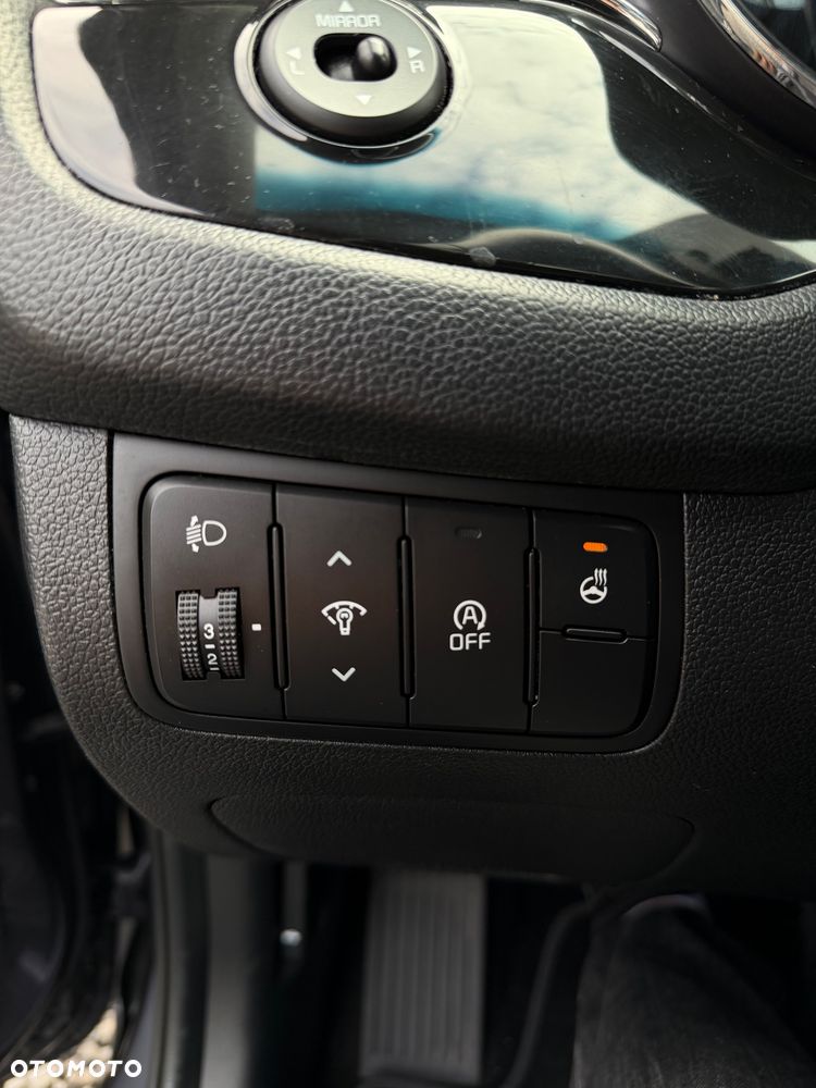 Kia Ceed 1.6 GDI Dream-Team Edition - 17