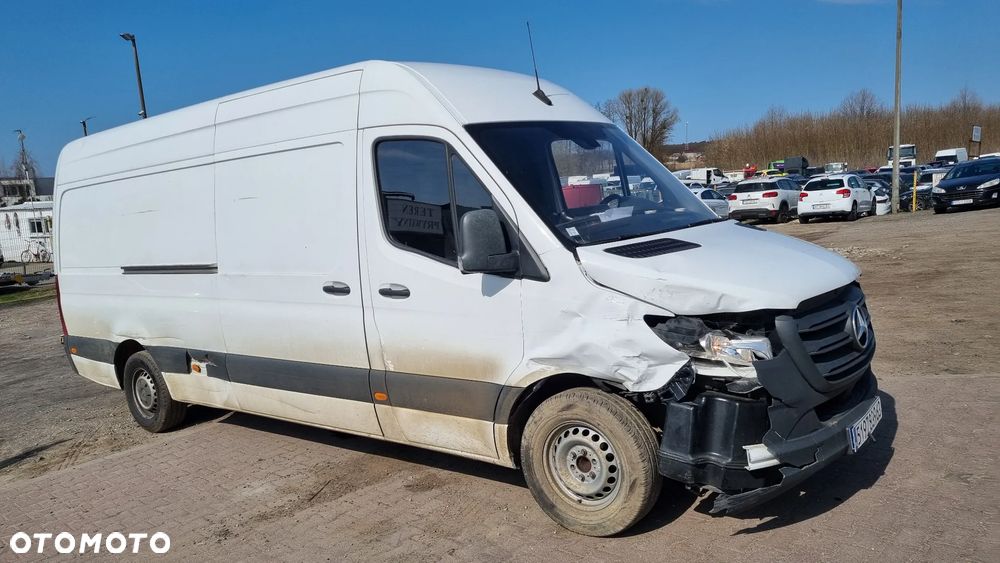 Mercedes-Benz Sprinter - 17
