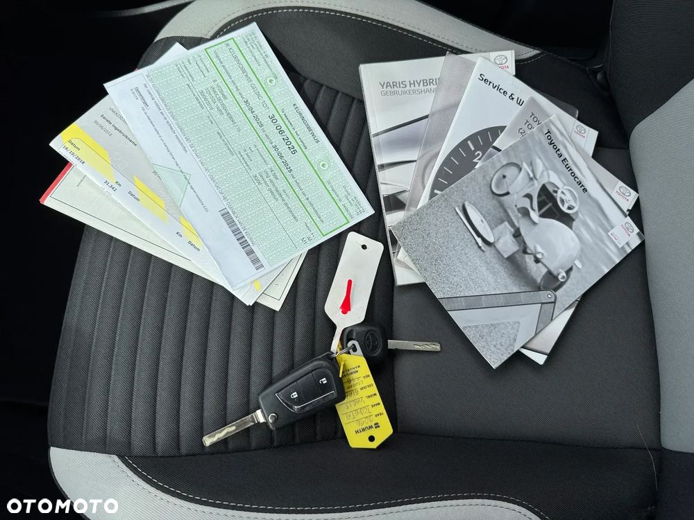 Toyota Yaris 1.33 Premium - 13