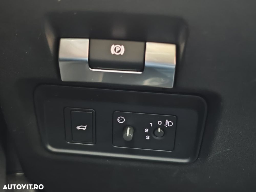 Land Rover Range Rover Evoque - 22