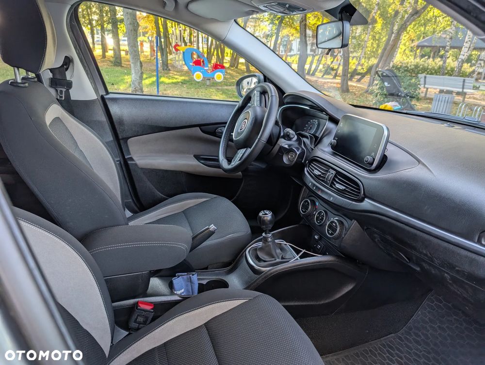 Fiat Tipo 1.4 T-Jet 16v Lounge - 9