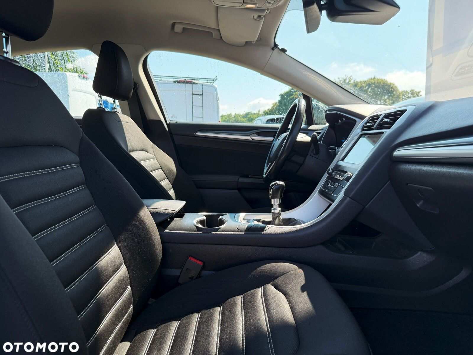 Ford Mondeo 2.0 TDCi Trend - 31