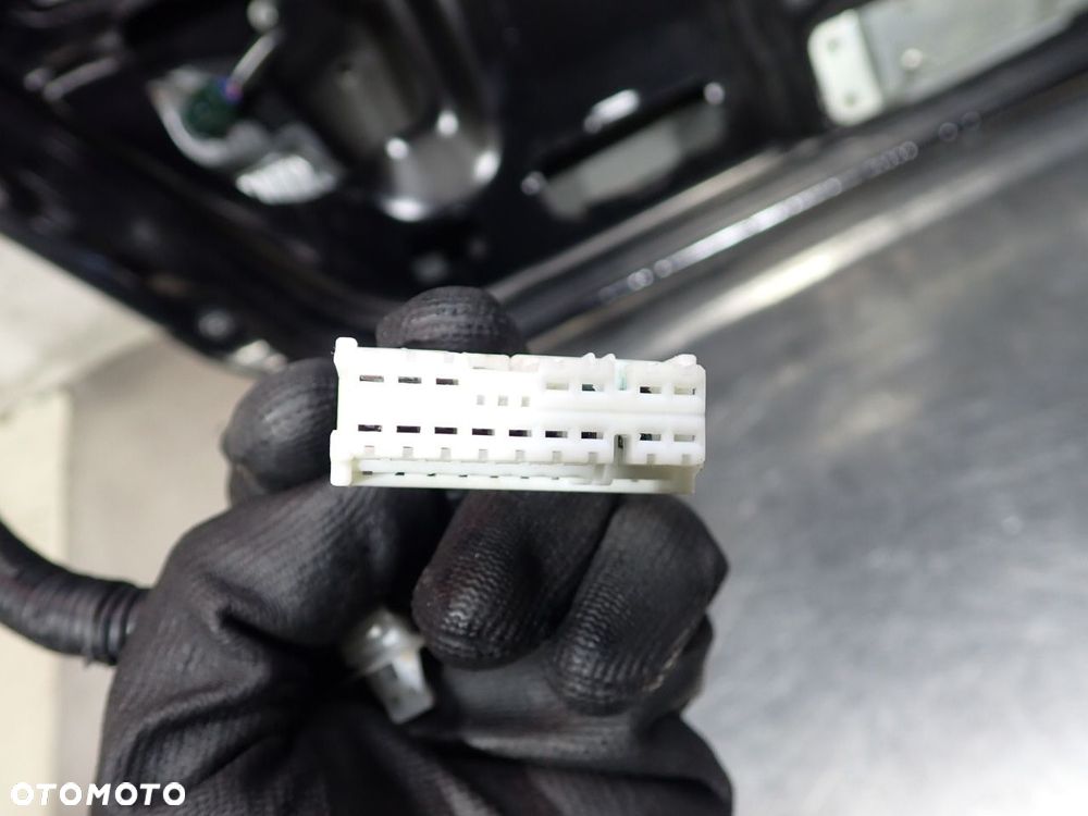 KLAPA TYŁ BAGAŻNIKA INFINITI M37X KOL: GAC - 27