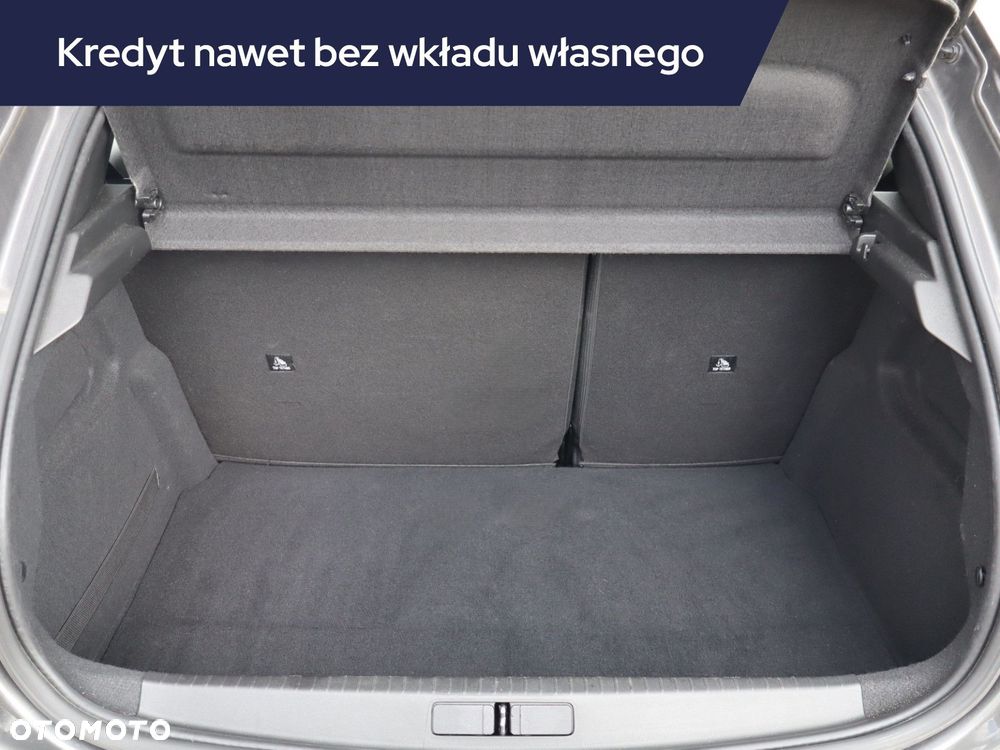 Peugeot 208 - 15