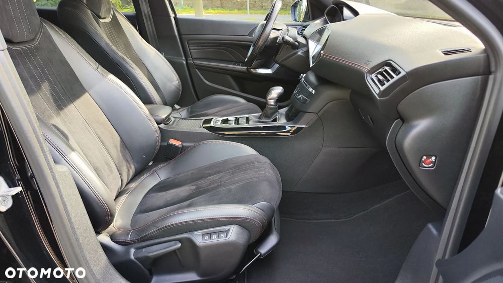 Peugeot 308 BlueHDi 180 EAT6 GT - 35