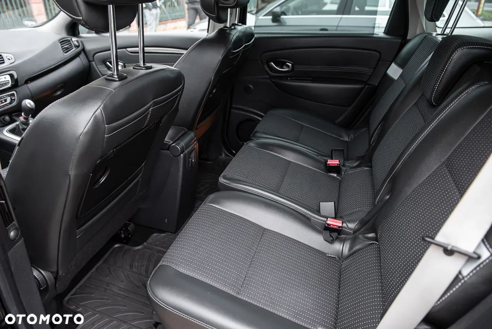 Renault Scenic - 26
