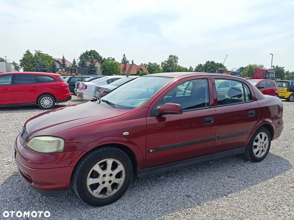 Opel Astra - 1