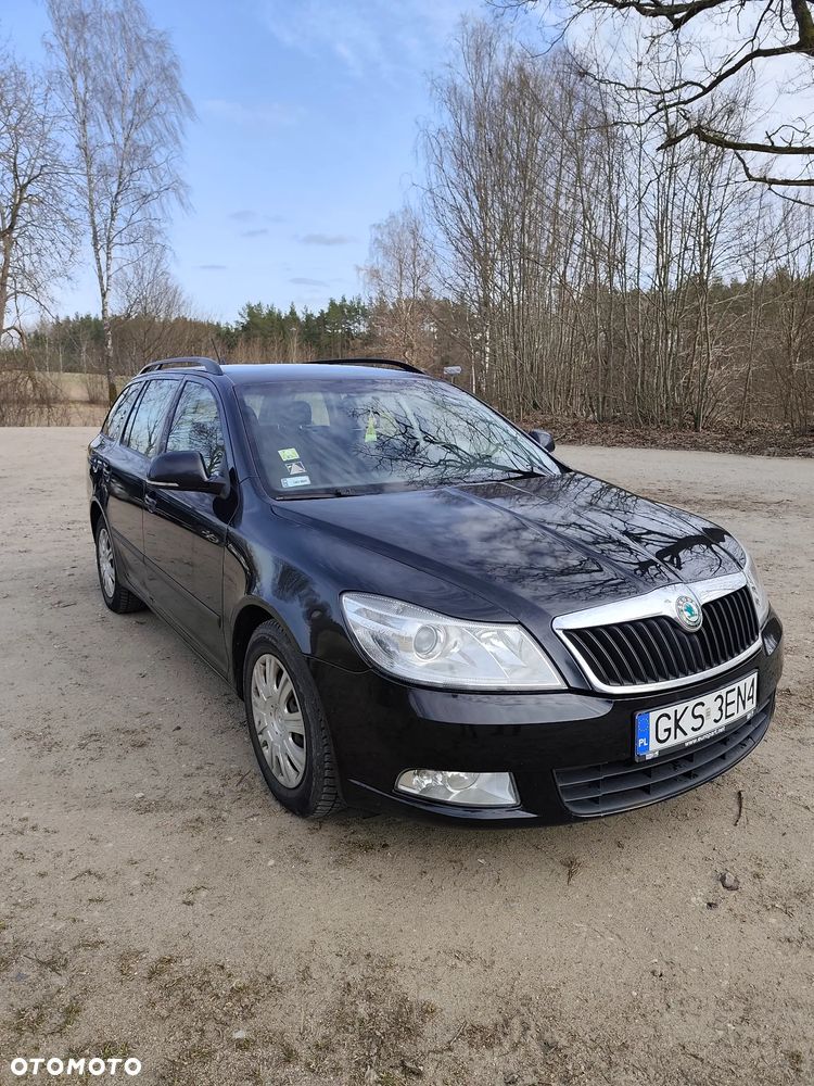 Skoda Octavia 1.6 TDI Classic DSG - 2