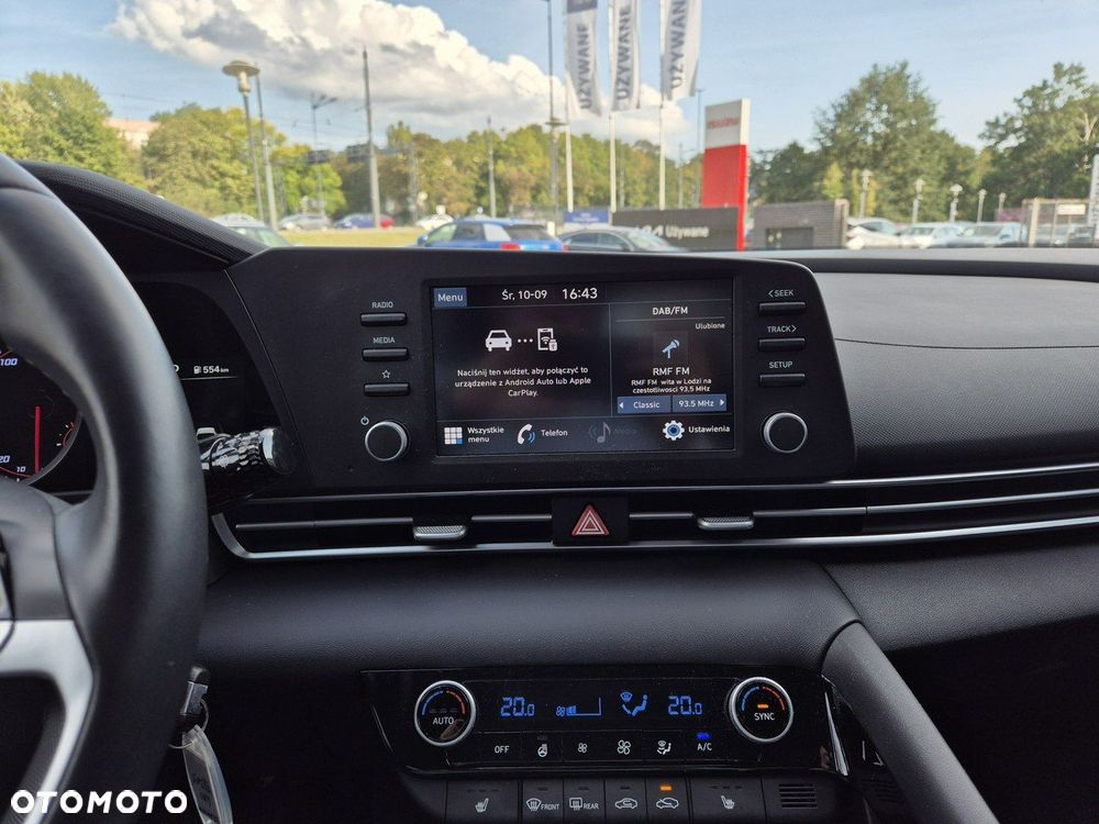Hyundai Elantra - 21