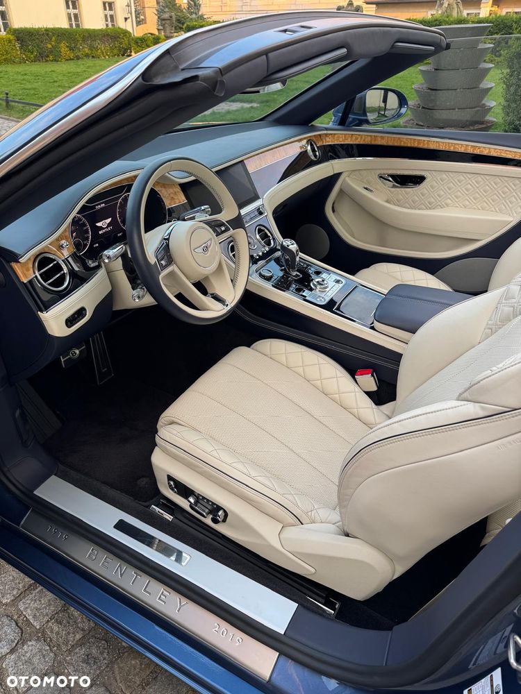 Bentley Continental GT - 6