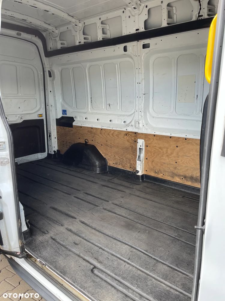 Ford Transit - 38