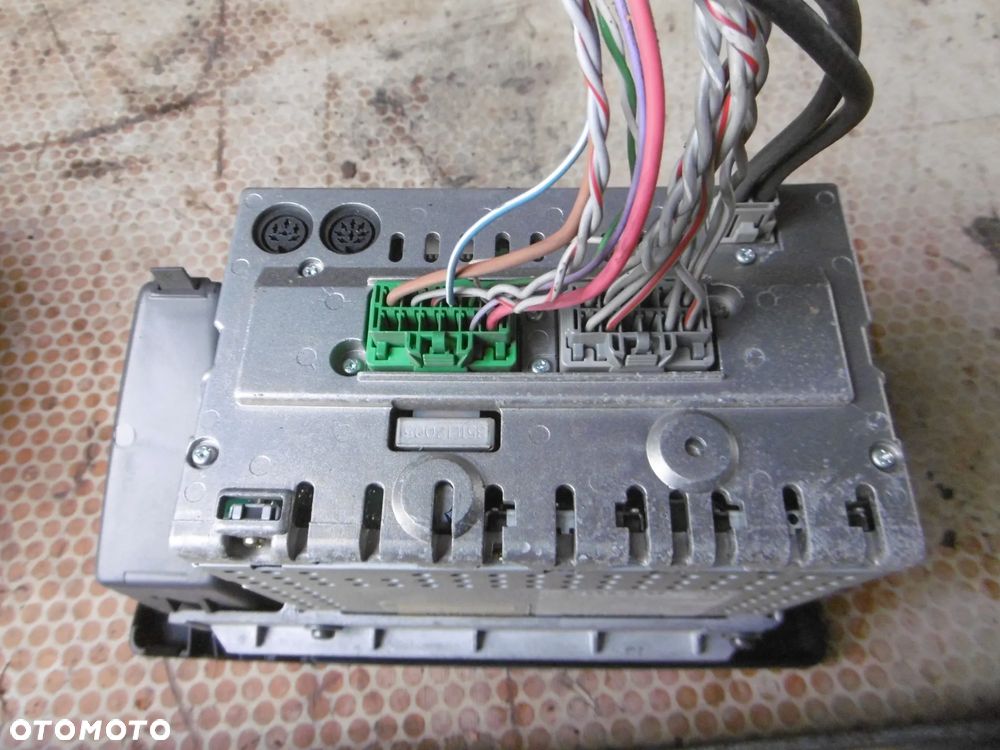 RADIO VOLVO V70 2.4TD D5 - 3