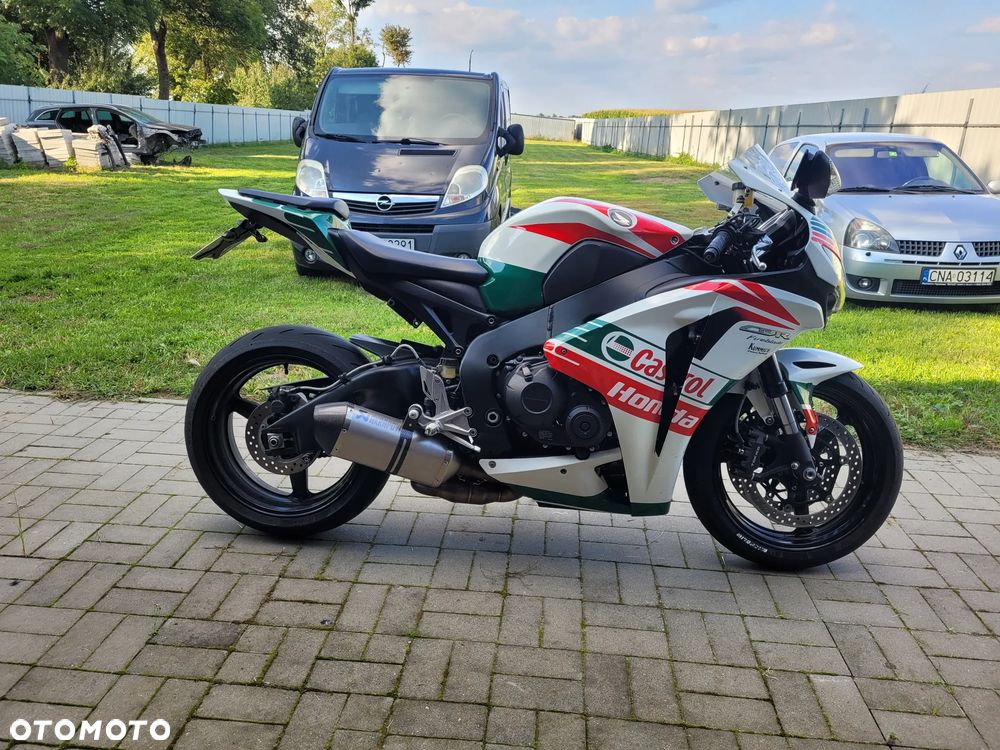Honda CBR - 7